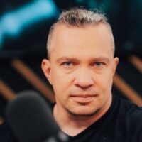 Odkryj mroczne oblicze cyberoszustów w nowym serialu audio 'Jazgot’